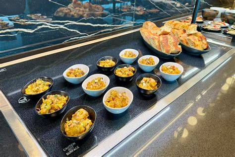 Chase’s interesting new JFK lounge is now open — here’s a first-look ...