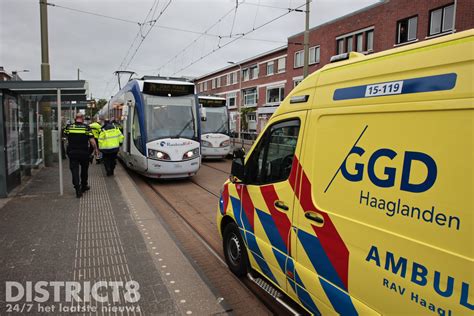 Voetganger gewond na aanrijding met tram Laan van Meerdervoort Den Haag ...