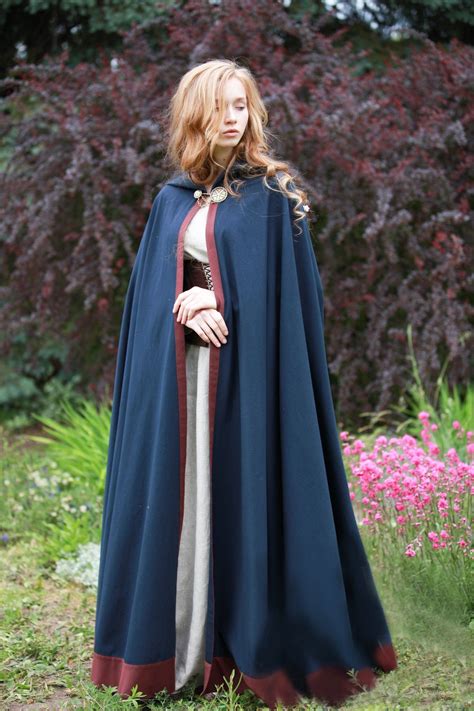 Classical Medieval Hooded Cape Cloak Coat | Medieval fashion, Medieval ...