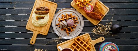 Hatter Street Signature Whoaffle Set and Hatter Street Cafe Mains in ...