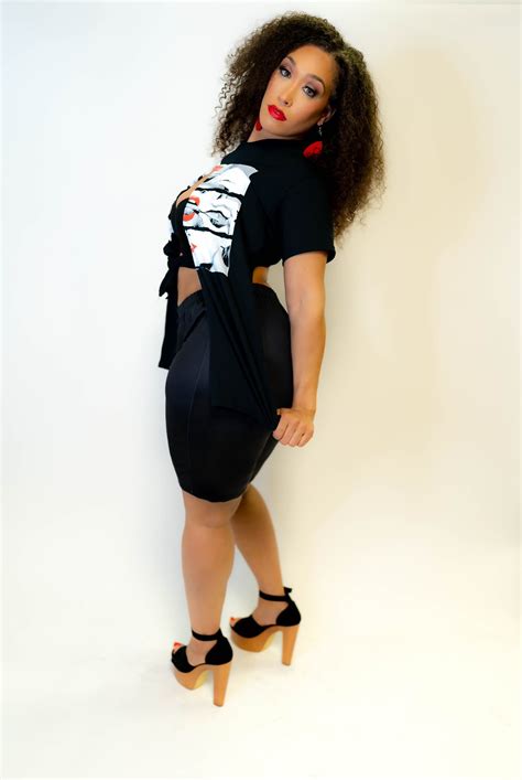 TW Pornstars - 2 pic. KENDRA KOUTURE. Twitter. Images by: 616_castro @capbycastro styles by ...