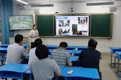 市教育局专家一行到淄博外国语实验学校调研指导“交互式在线教学系统”的应用-淄博师范高等专科学校