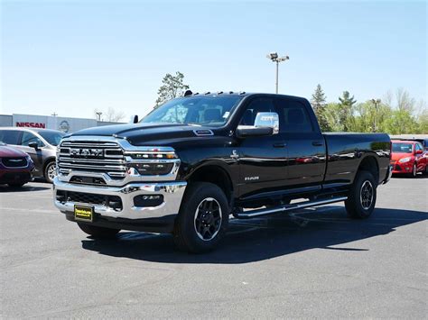 New 2025 RAM 2500 Laramie Crew Cab in Brainerd #250078 | Tanner Motors