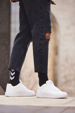 How To Style Slip On Shoes For Men & Women - Slip Ons Styling Tips ...