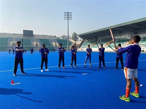 Former players undertake Hockey India s education pathway level 1 ...