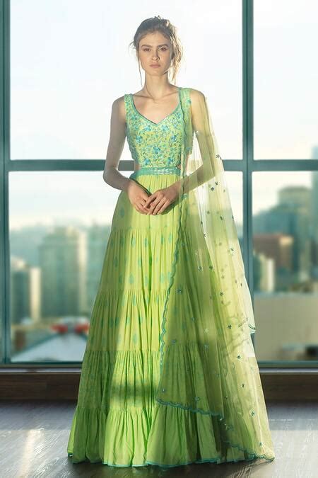 Salian By Anushree | Designer Kurta Sets, Lehengas and Gowns for Women ...