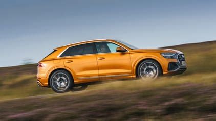 Audi Q8 Interior Layout & Technology | Top Gear