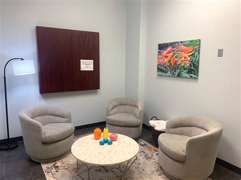 Interview Room 的图像结果