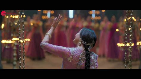 【印度电影全首歌舞曲】Kalank -Ghar More Pardesiya- Full Video 2019 Hindi Movie_哔哩哔 ...