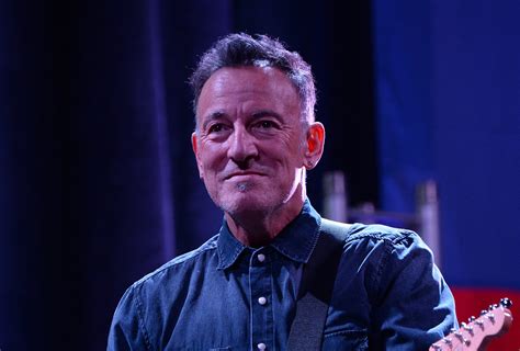Bruce Springsteen Calls Donald Trump's Actions Toward Migrants a 'Crime ...