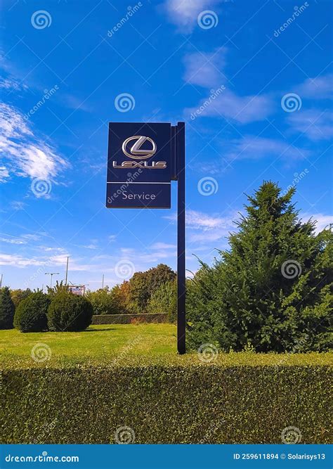 Ruse, Bulgaria - September 25, 2022: View of the Lexus Brand Logo and Service Editorial Stock ...