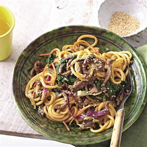 Teriyaki Beef & Noodles Recipe | Woolworths