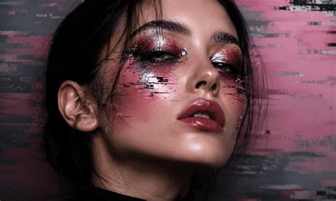 Glitchy Glam Makeup: The Intentionally
