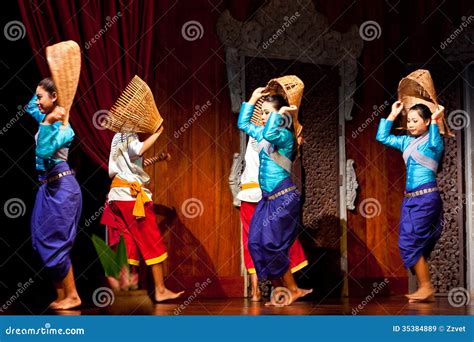 Khmer Folk Dance editorial stock image. Image of cultural - 35384889