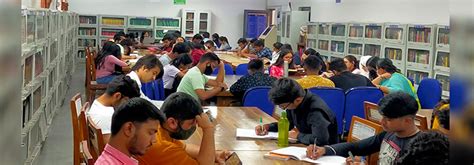 Welcome to Delhi College of Arts & Commerce