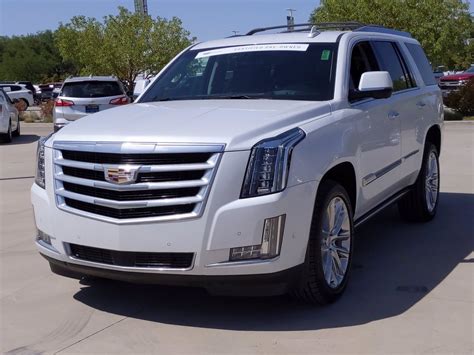 Certified Pre-Owned 2017 Cadillac Escalade Premium Luxury 4WD SUV