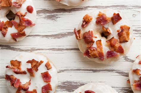 Baked Maple Bacon Donuts - I bake he shoots