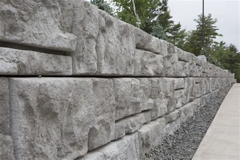 Large Concrete Retaining Blocks Retaining Wall Blocks | Unilock