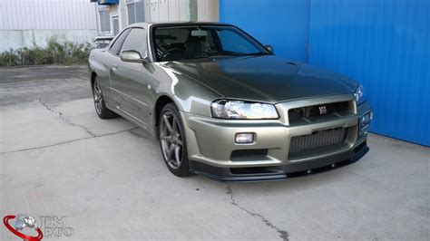 This R34 Nissan Skyline GT-R V-Spec II Nur Is a $485,000 Time Capsule ...