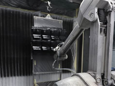 5-Axis Robot Assembly Line 的图像结果