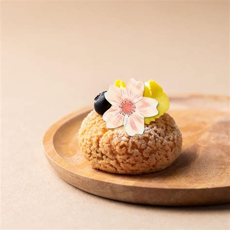 FRCOLOR Christmas Decorations Edible Flower Cupcake India | Ubuy