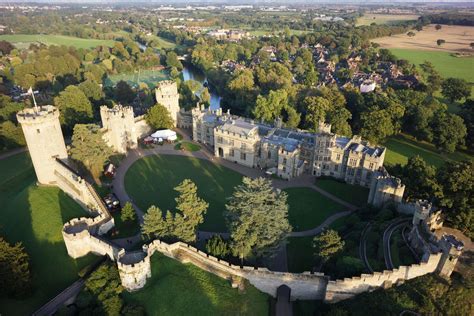 Who Built Warwick Castle