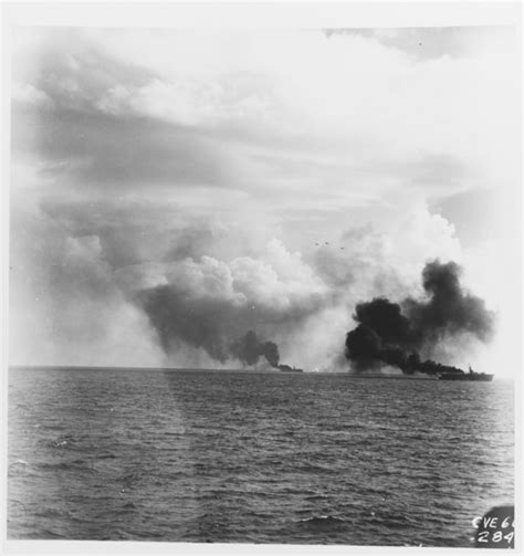 80-G-288930 Battle off Samar, 25 October 1944.