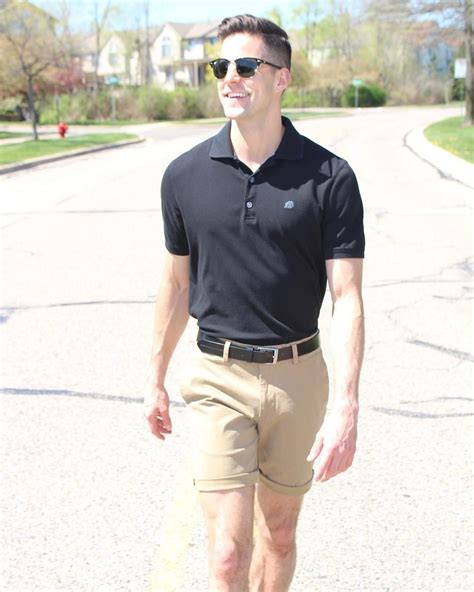 Grey Shirt Khaki Pants What Color Shoes