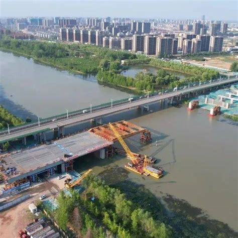 【要闻】宿迁北京路跨京杭运河特大桥完成首轮顶推_施工_钢梁_建设