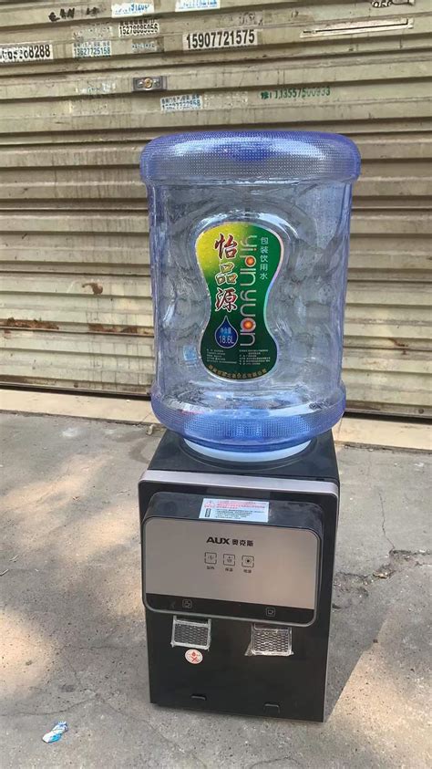 青秀山18.6L/桶装水 12元/桶【价格 批发 公司】-柳州市聚湖饮品有限责任公司
