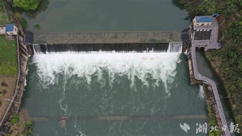 水库坝怎么做,水库大坝的施工工序图,大坝有水是怎么修的_大山谷图库