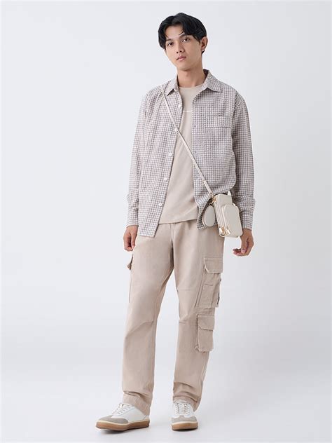 Buy Nuon Beige Cargo-Style Relaxed-Fit Mid-Rise Cotton Pants from Westside