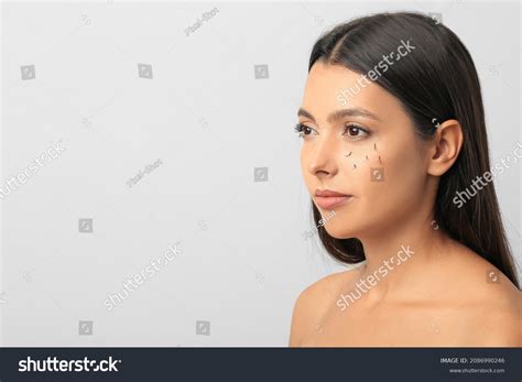 2,057 Eyelashes Fall Out Images, Stock Photos & Vectors | Shutterstock