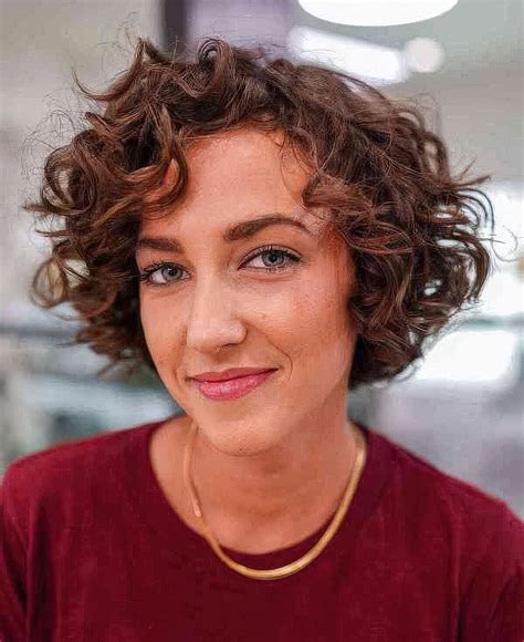 30 Curly Bob Ideas And Ways To Style Them - Styleoholic