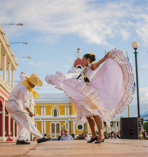 Friendly Local People 的图像结果