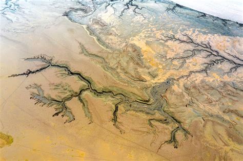 欣赏汉江千万亿年古老的河床（图）__凤凰网