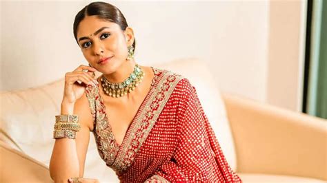 8 Red Saree Looks Inspired By B-Town Divas To Try This Vat Savitri Puja