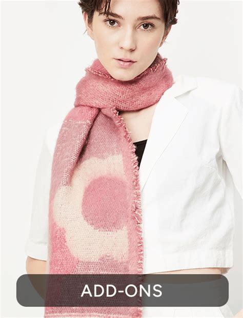 Online Shopping for Women, Men & Kids Fashion in India | Max Fashion