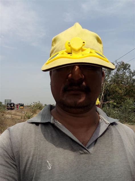 Innovative Products Baseball Hat / Cap With Solar Powered Cooling Fan ...
