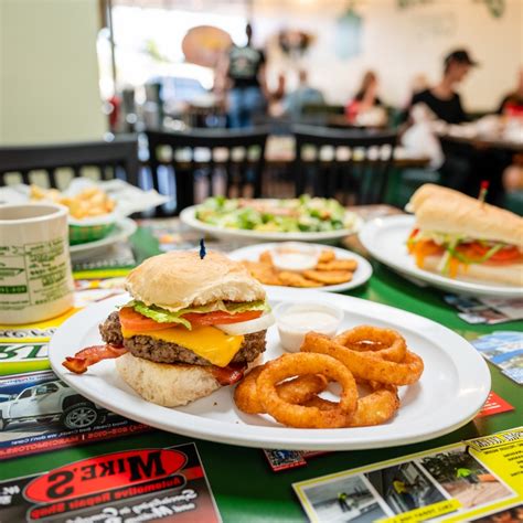 Grinders American Diner (@grindersamericandiner) • Instagram photos and ...