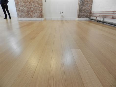 5" Virtu Special Rift cut white oak flooring, with a natural finish ...