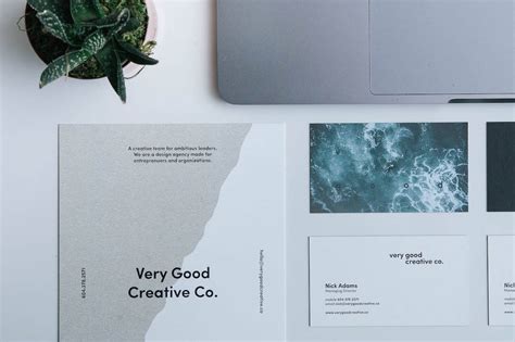 Artist Business Card Design 的图像结果