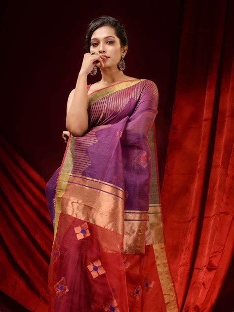 Violet Linen Handwoven Saree With Temple Borders And Woven Floral Moti ...