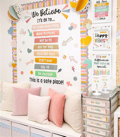 Buy Carson Dellosa We Belong 82 pc Motivational Bulletin Board Set ...