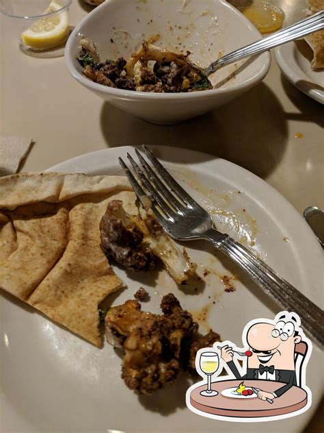 Aladdin's Eatery Oberlin in Oberlin - Restaurant menu and reviews