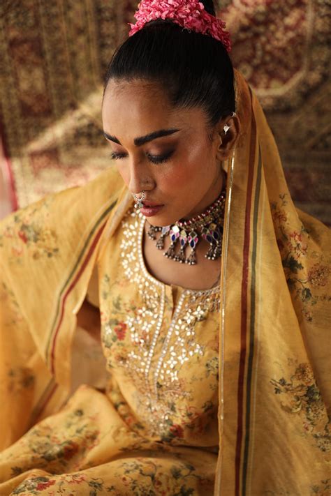 Heer Floral Yellow Chanderi Suit Set | HER-255 – Heritage Official