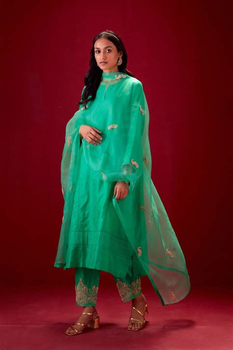 Buy - Emerald green embroidered organza dupatta-1 | Elan Store