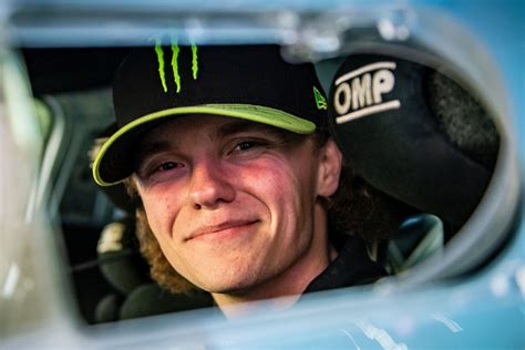 Rallye Monte-Carlo: jezdec vozu Škoda Fabia RS Rally2 Oliver Solberg dá ...