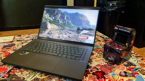 RTX 4090 Laptop 的图像结果