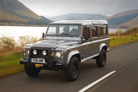 LAND ROVER Defender 110 specs & photos - 2012, 2013, 2014, 2015, 2016 ...